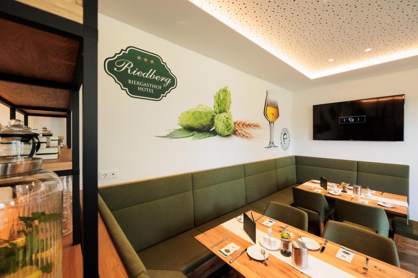 Biergasthof Riedberg Ried im Innkreis Ngoại thất bức ảnh