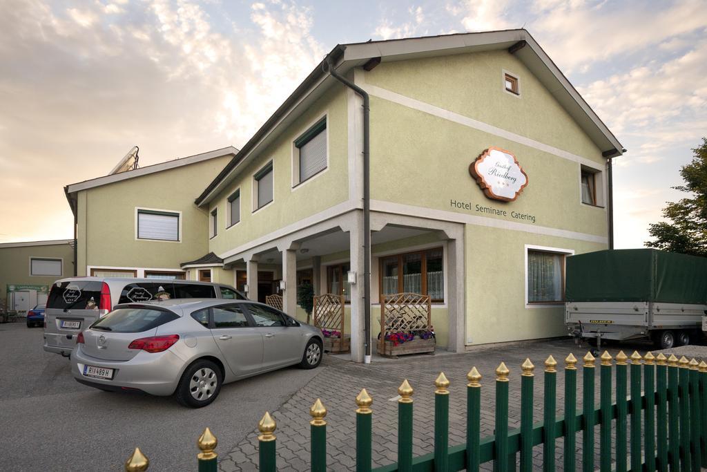 Biergasthof Riedberg Ried im Innkreis Ngoại thất bức ảnh